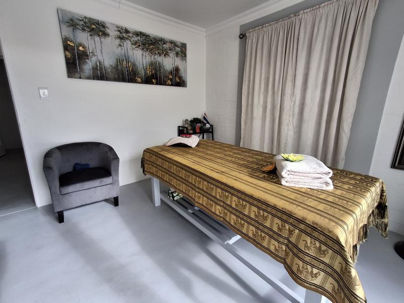 3 Bedroom Property for Sale in Britannia Bay Western Cape
